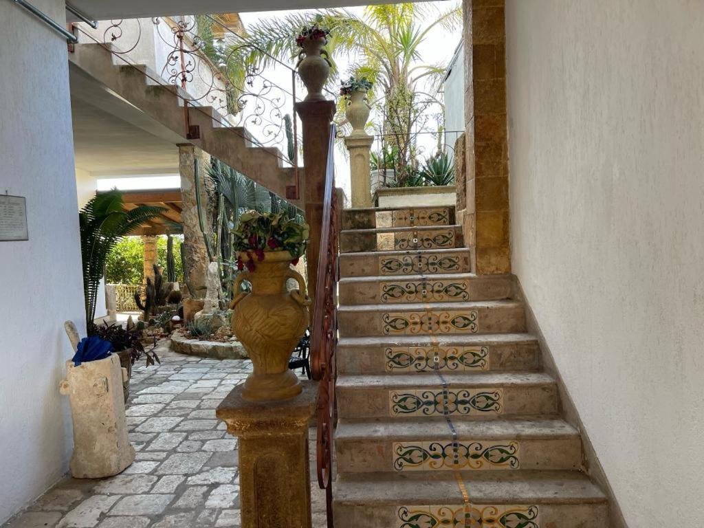 Felline In Bed&Breakfast Dimora Di Charme El Salento Exterior photo
