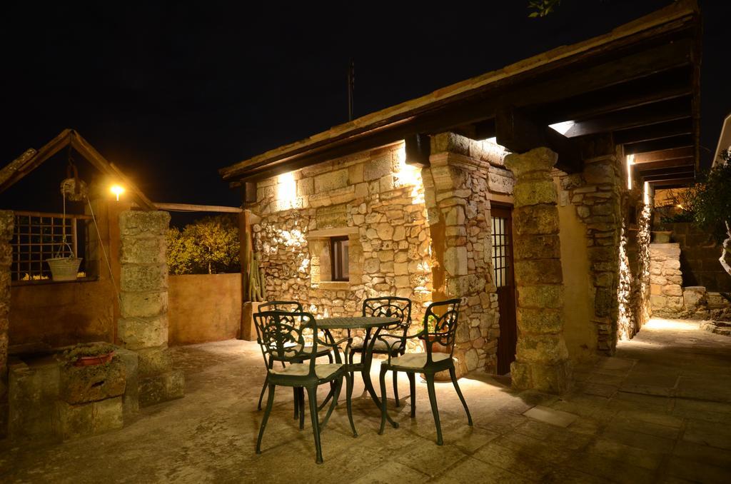 Felline In Bed&Breakfast Dimora Di Charme El Salento Exterior photo