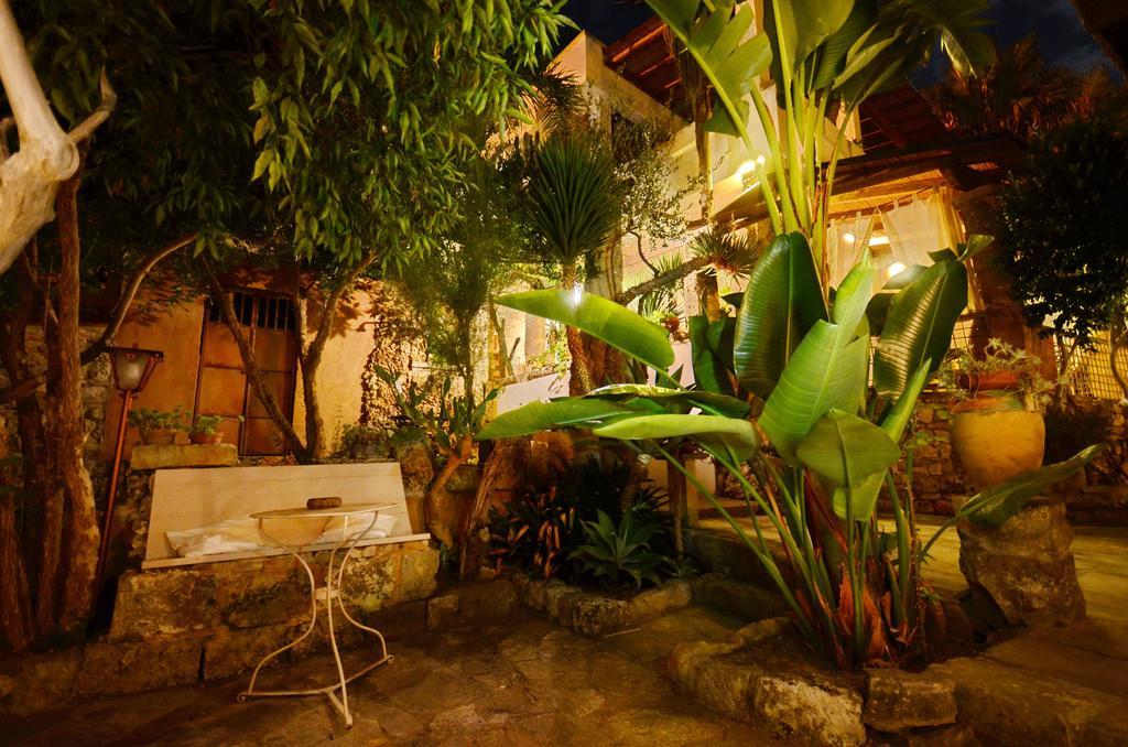 Felline In Bed&Breakfast Dimora Di Charme El Salento Exterior photo