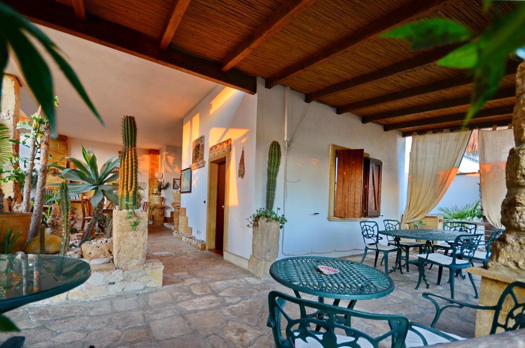 Felline In Bed&Breakfast Dimora Di Charme El Salento Exterior photo