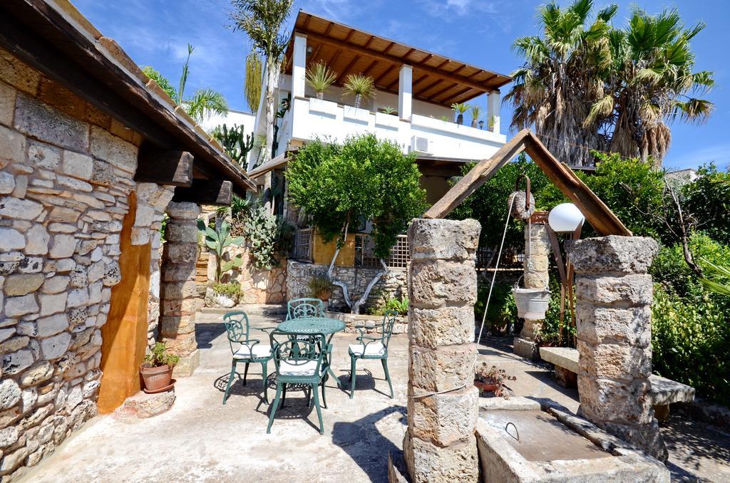 Felline In Bed&Breakfast Dimora Di Charme El Salento Exterior photo