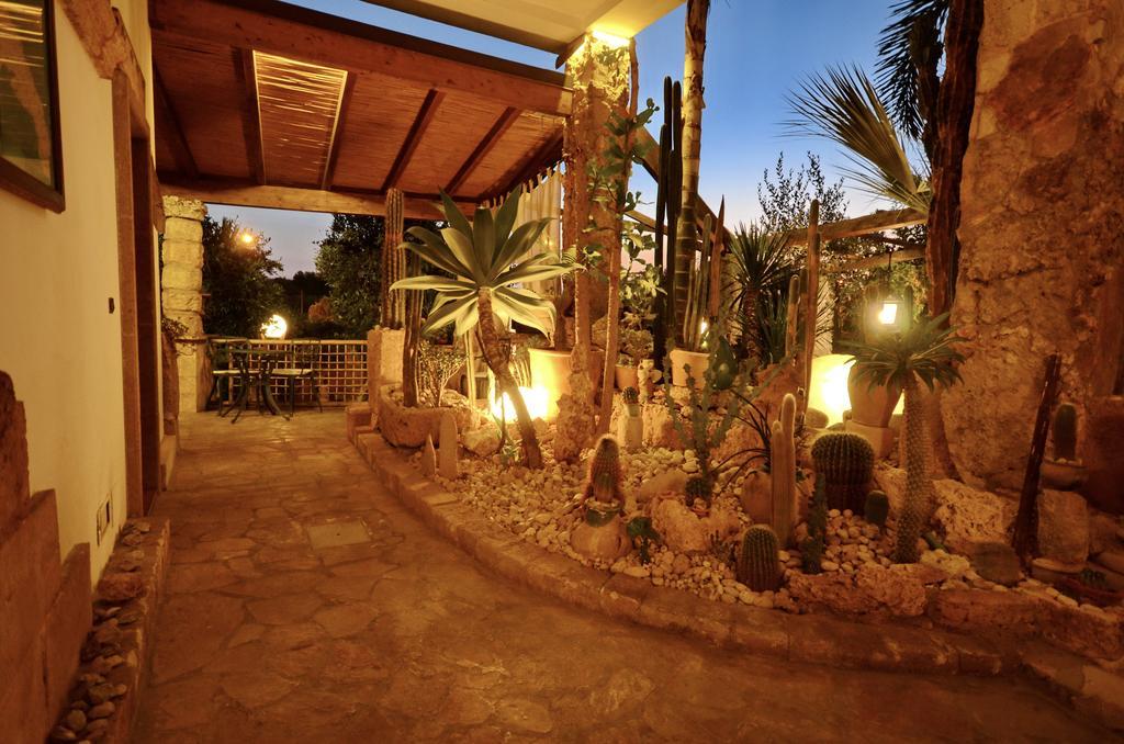 Felline In Bed&Breakfast Dimora Di Charme El Salento Exterior photo